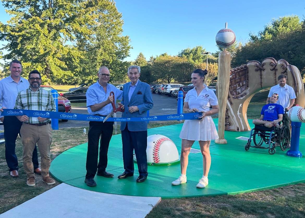 Ribbon cutting ceremony — Miracle League of the Lehigh Valley splash pad