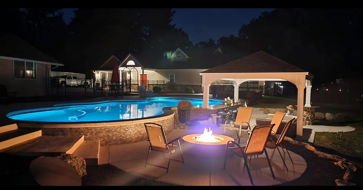 Custom inground pool built in Abington, PA by Scott Payne Custom Pools