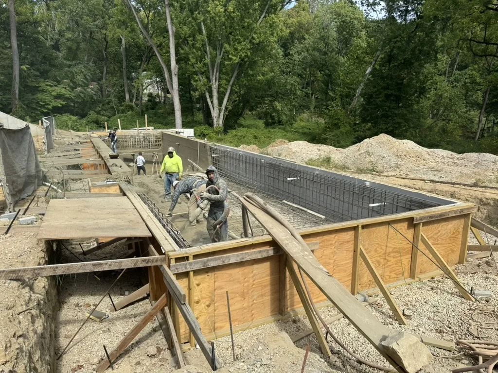 Luxury pool builder in Gladwyne, PA — Scott Payne Custom Pools project