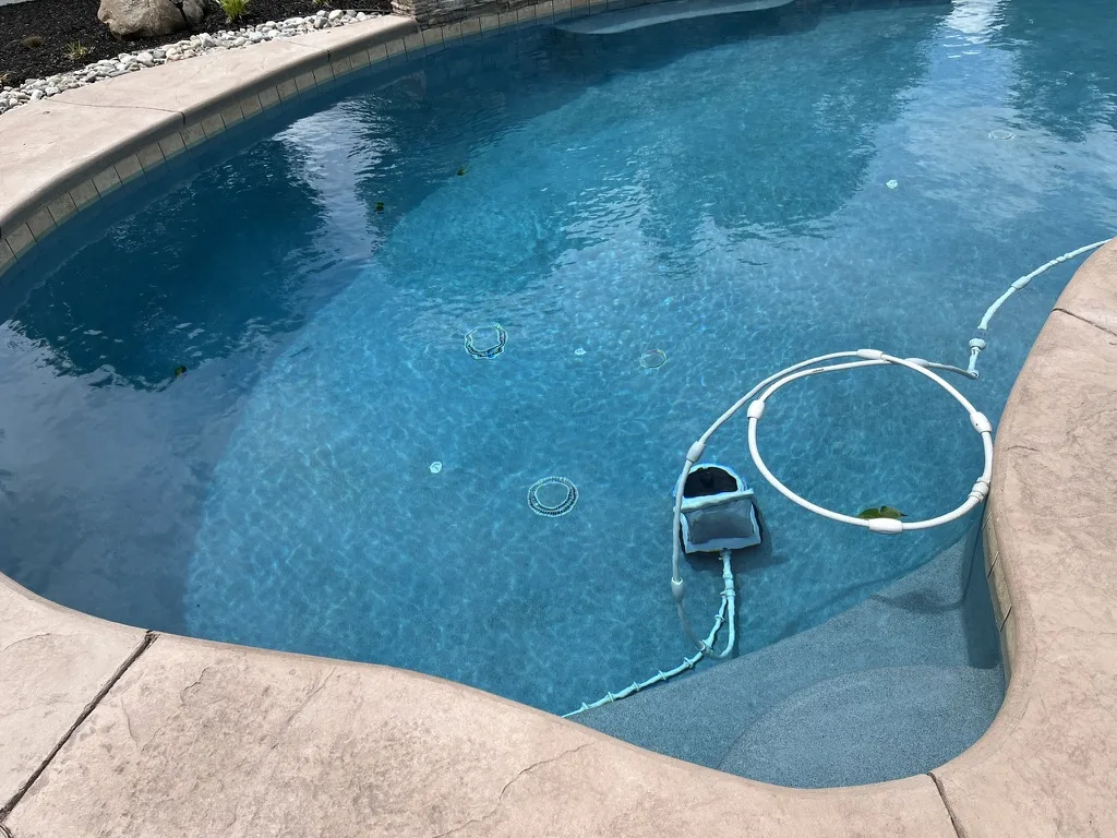 Inground pool with spa in North Wales, PA by Scott Payne Custom Pools