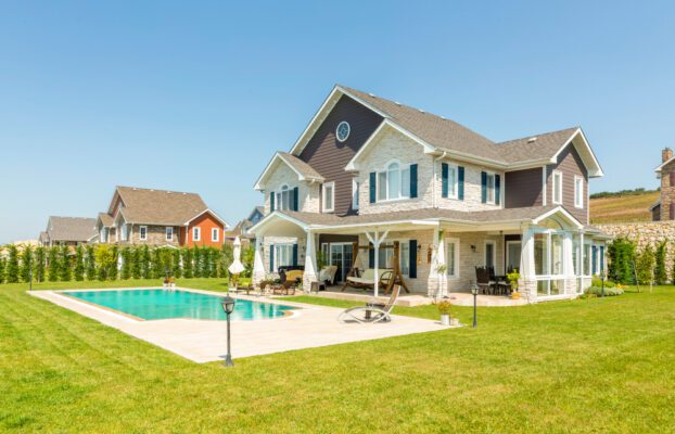 Size vs Maintenance: What Is The Right Pool For You