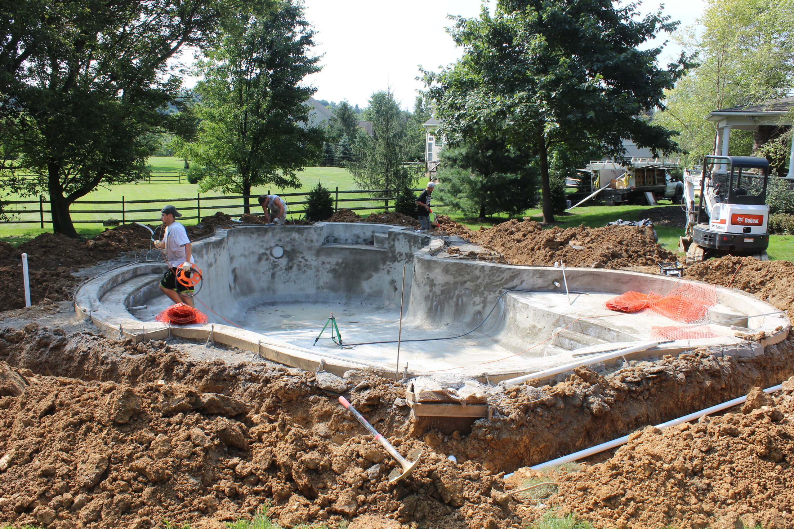 What Size Pool Is Right For My Backyard Scaled 