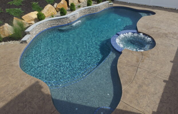 Pros & Cons of Pool Size, Shape, and Cost 